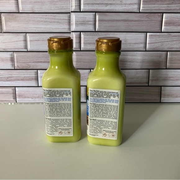 Maui Moisture Hair Care Lightweight Curls + Flaxseed X’s 2 Conditioners - Picture 7 of 12